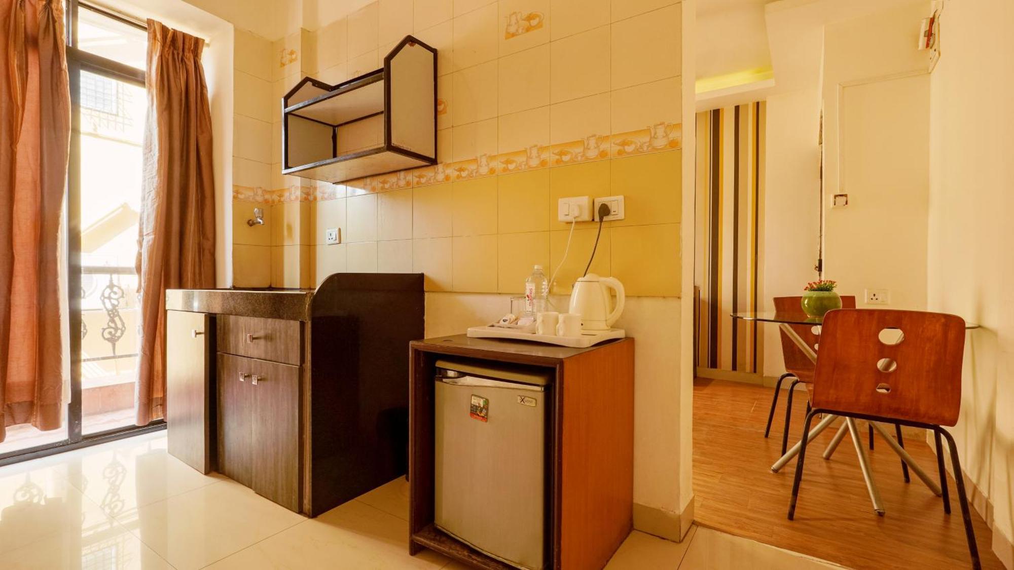 Magnus Calypso Suites Viman Nagar ปูเน่ ภายนอก รูปภาพ